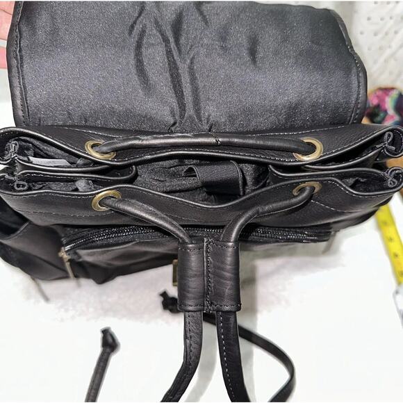 Claire Chase Uptown Backpack Saddle Style Leather Black Brass Hardware New - Picture 6 of 8